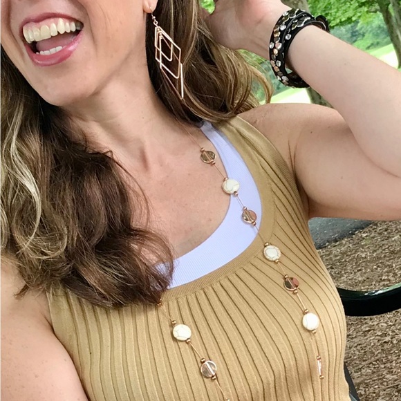 Host pick- Premier Designs 36” Rose Gold Necklace with white marbled stone - Picture 4 of 8